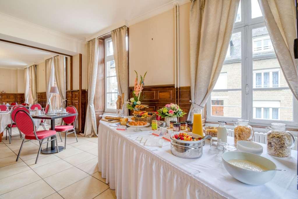 Brit Hotel Le Cygne Saint-Hilaire-du-Harcouët Restaurace fotografie
