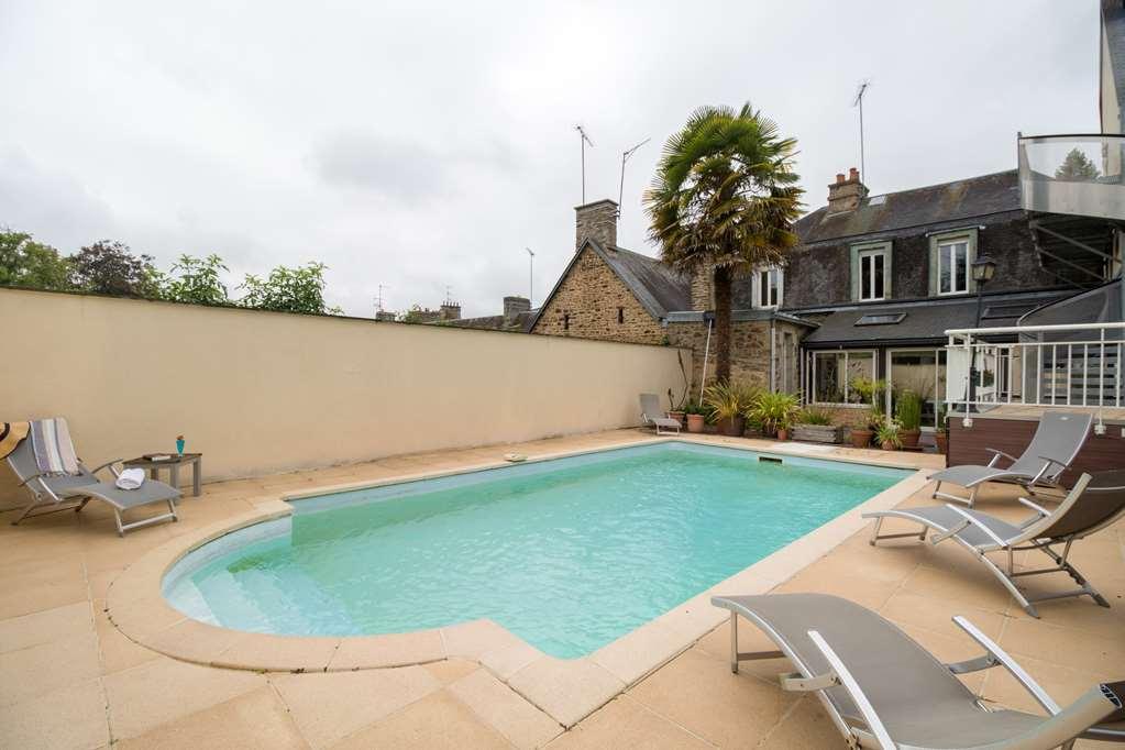 Brit Hotel Le Cygne Saint-Hilaire-du-Harcouët Zařízení fotografie